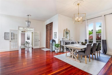 Foyer/Dining Room