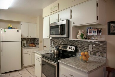 10334 W Desert Forest Cir 4