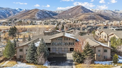 1115 455 W Midway_Drone005