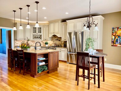 Charming Eat-in Kitchen