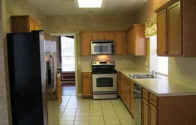 828 Fair Ln, New Braunfels, TX 78130 - photo 6