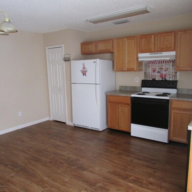 4205 Lindy Trail, Jacksonville, FL 32210 - photo 4