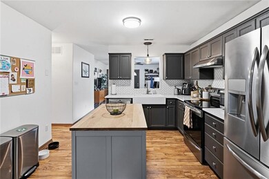 923 Ward Ave, Lawrence, KS 66044 - photo 6