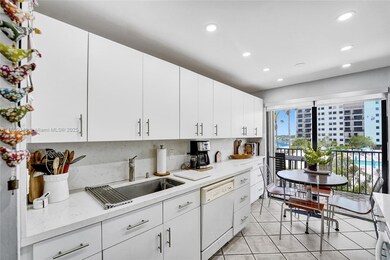 Summit Towers unit 609S, Hollywood, FL 33019 - photo 2