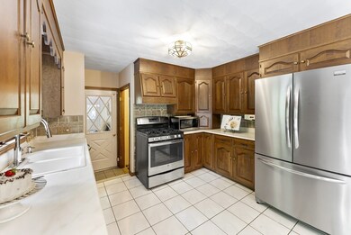 171 Valley View Cir, West Springfield, MA 01089 - photo 5