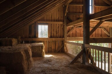 235 E Putney Falls Rd, Putney, VT 05346 - photo 4