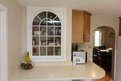 15 Mayflower Cir, Worcester, MA 01606 - photo 4