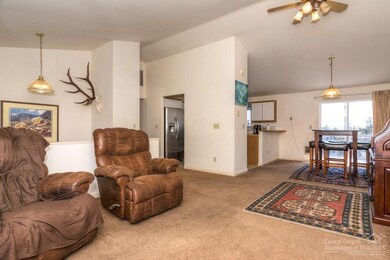 65640 78th St, Bend, OR 97701 - photo 2