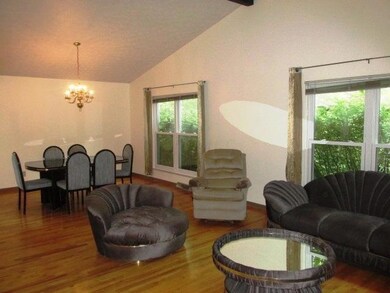 Living / Dining