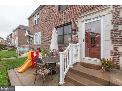 817 Surrey Ln, Glenolden, PA 19036 - photo 2