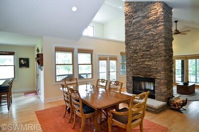 18630 Oldfield Rd unit 1, New Buffalo, MI 49117 - photo 2