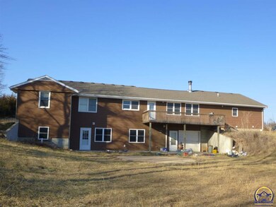 1533 SE 93rd St, Wakarusa, KS 66546 - photo 3