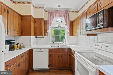 331 W Main St, Purcellville, VA 20132 - photo 6