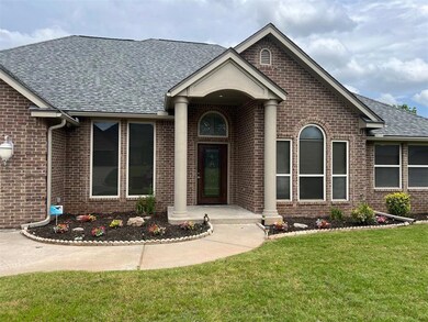 4609 Gracelann, Shawnee, OK 74804 - photo 3