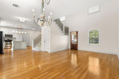 1001 W Sallier St unit F, Lake Charles, LA 70601 - photo 3