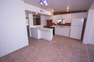 Root Ln Dining and Kitchen