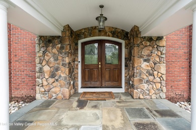 018-Stoneridge-Dr