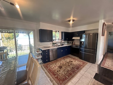 547 E Pioneer Ave, Sandy, UT 84070 - photo 7