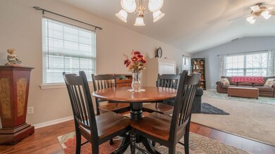 10729 Keystone Ln, Crown Point, IN 46307 - photo 4