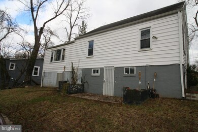 400 Cedarleaf Ave, Capitol Heights, MD 20743 - photo 3