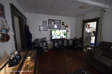261 Railroad Ave, Scranton, PA 18505 - photo 4