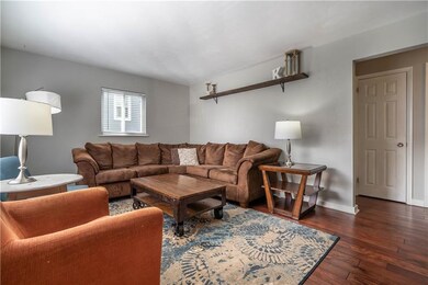 324 Augusta St, Pittsburgh, PA 15211 - photo 3