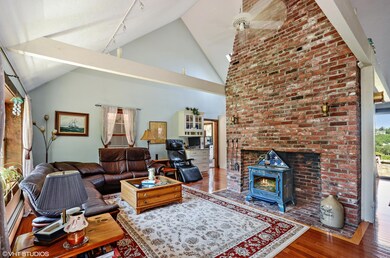 21 Long Boat Rd, Buzzards Bay, MA 02532 - photo 3