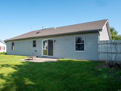 2043 Duncan Dr, Huntington, IN 46750 - photo 4