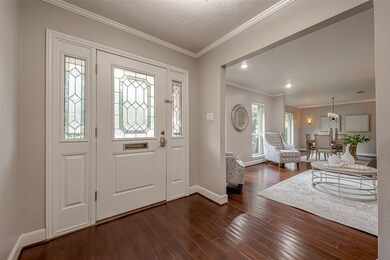 10118 Briar Forest Dr, Houston, TX 77042 - photo 6