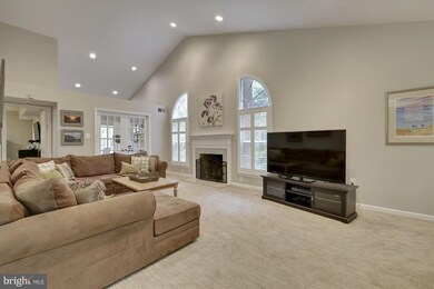 5822 Linden Square Ct, Rockville, MD 20852 - photo 5