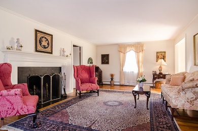 241 Lowell Rd, Wellesley Hills, MA 02481 - photo 4