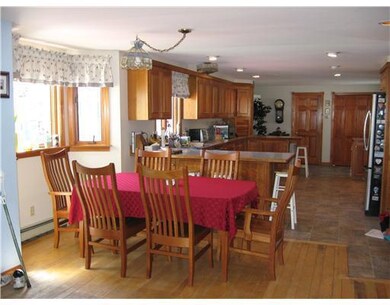 331 Clay Hill Rd, Cape Neddick, ME 03902 - photo 2