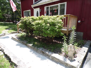 121 Weasel Rd, Dingmans Ferry, PA 18328 - photo 2