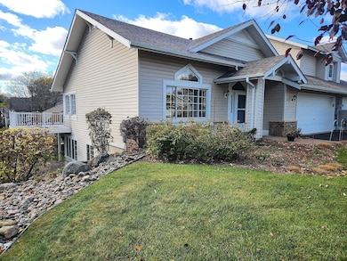 2883 Devonshire Place, Woodbury, MN 55125 - photo 2