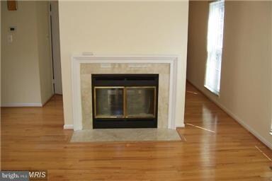 1562 Hugo Cir, Silver Spring, MD 20906 - photo 2