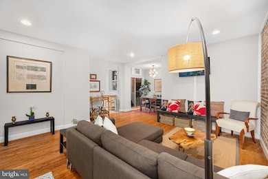 1855 Calvert St NW unit 203, Washington, DC 20009 - photo 2