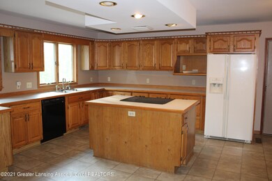 1308 N Canfield Rd, Eaton Rapids, MI 48827 - photo 7