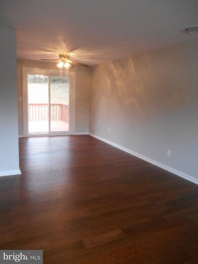 2115 Peachtree Dr, Wilmington, DE 19805 - photo 5