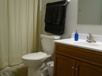 17114 Killian Rd, Spencerville, IN 46788 - photo 3