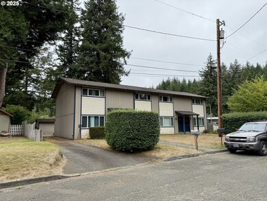 1599 N Hemlock St, Coquille, OR 97423 - photo 3