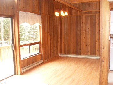 129 Franklin Dr, Lords Valley, PA 18428 - photo 5