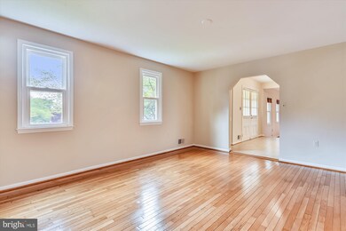 3020 Peebles Ct, Olney, MD 20832 - photo 4