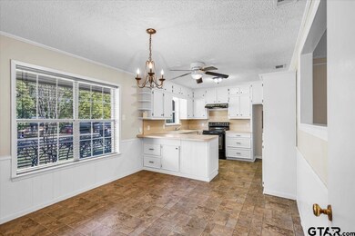 1308 S Evenside St, Henderson, TX 75654 - photo 5