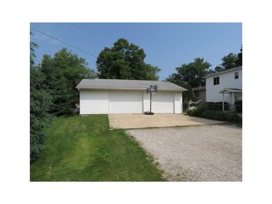 103 Summit St, Center Point, IA 52213 - photo 3