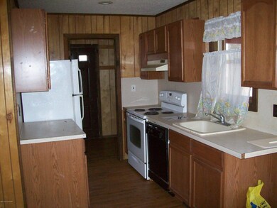 105 Clover Ln unit 10-A, East Stroudsburg, PA 18301 - photo 4