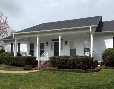 LARGE PORCH