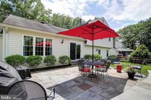 11101 Freas Dr, North Potomac, MD 20878 - photo 4