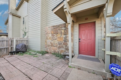 14435 N Pennsylvania Ave unit 28D, Oklahoma City, OK 73134 - photo 6