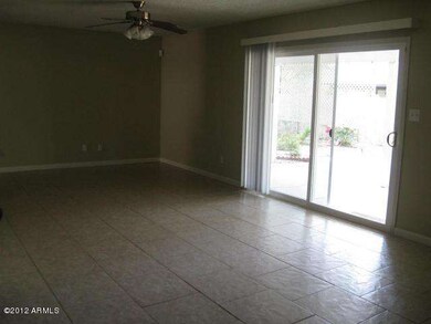 Family Room Ash Cir