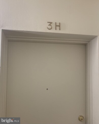 3301 S Leisure World Blvd unit 993H, Silver Spring, MD 20906 - photo 4